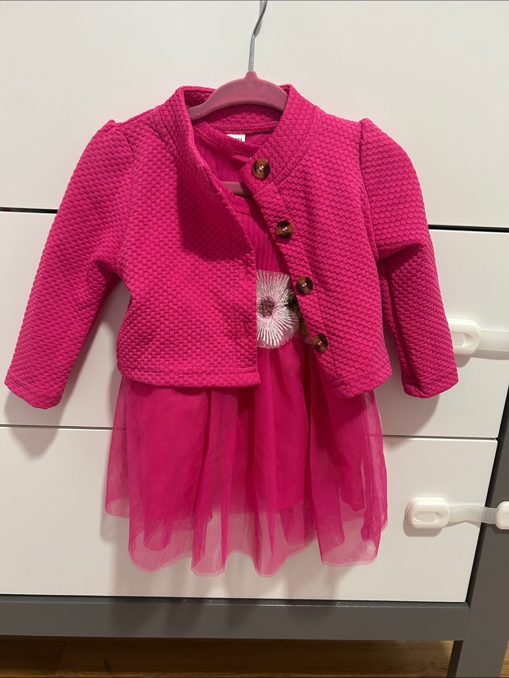 Girls Hot Pink Dress & Textured Cardigan Set size 3-6 months